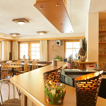 Woodlodge Fichtenhuette Ried im Oberinntal